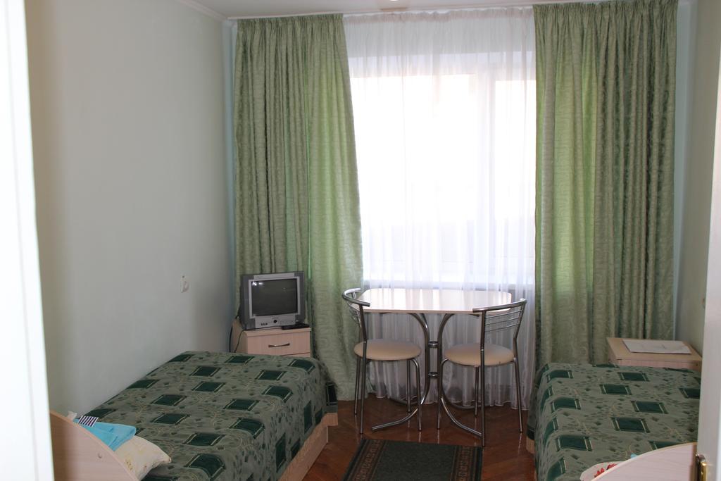Hotel Ukraine Jîtomîr Cameră foto